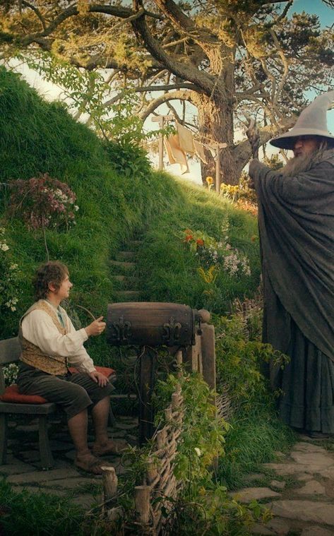 Lord Of The Rings Gandalf, The Hobbit An Unexpected Journey, Hobbit An Unexpected Journey, Gandalf The Grey, Ian Mckellen, An Unexpected Journey, Ethereal Aesthetic, The Shire, Thranduil