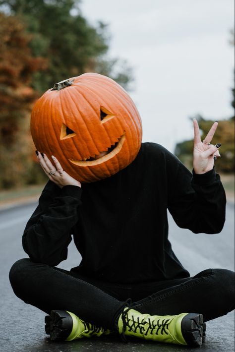 Had a BLAST shooting with Rachael, and working with this pumpkin-head idea! Pumpkin On Head Picture, Pumpkin Head Photoshoot One Person, Pumpkin Head And Ghost Photoshoot, Pumpkin Head Photoshoot Ideas, Kids Pumpkin Head Photoshoot, Pumpkin On Head Photoshoot, Pumpkin Head Poses, Pumpkin Head Photoshoot Solo, Pumpkin Head Photoshoot Kids