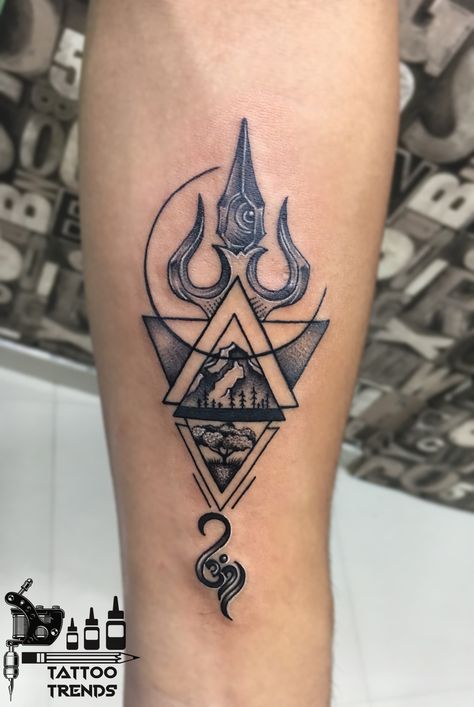 #trishul #tattoos #tattoodesigns #guru_tattooist tattoo done by tattoo trends Bangalore-9632311762 Trishul Tattoo Designs Men, Trishool Tattoo, Dumbbell Tattoo, Japanese Tattoo Words, Band Tattoos For Men, Trishul Tattoo Designs, Asian Dragon Tattoo, Trishul Tattoo, Mahadev Tattoo