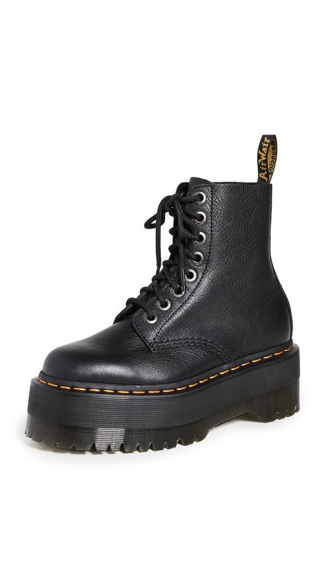 Classic Doc Martens, Doc Martens Platform, Doc Martens Combat Boots, Doc Martens 1460, Dr Martens Platform, Dr Martens 1460 Pascal, Goth Boots, Dr Martens Womens, Doc Martens Boots