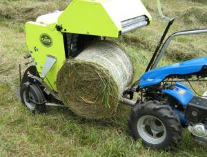 Highslide JS Walk Behind Tractor, Hay Balers, Micro Farm, Casa Hobbit, Farm Business, Future Farms, Farm Tools, Mini Farm, Farm Machinery