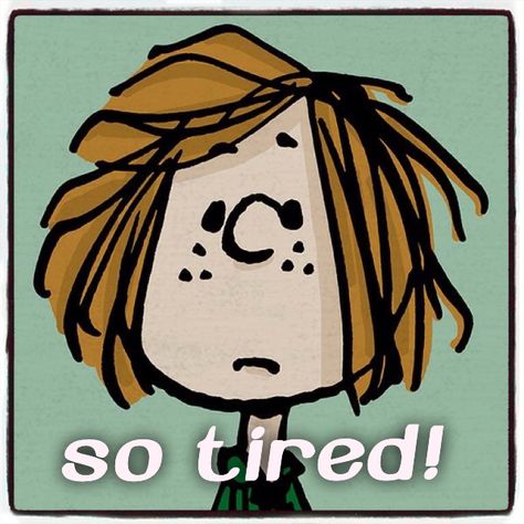 So tired! Peppermint Patty Peanuts, Peppermint Patty, Snoopy Funny, Snoopy Images, Peanuts Cartoon, Peanuts Characters, Snoopy Quotes, Snoopy Pictures, Joe Cool