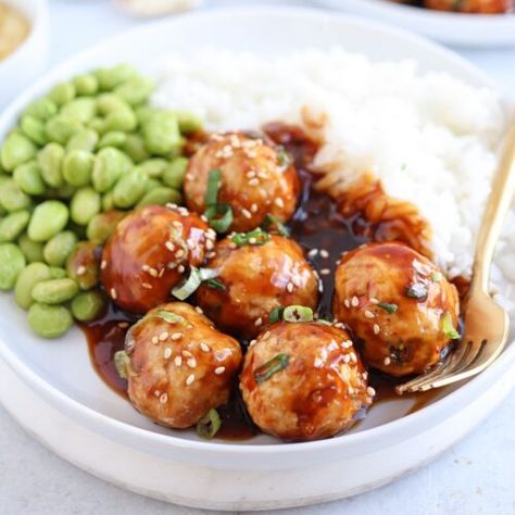 Teriyaki Pineapple Chicken Meatballs - Wholly Tasteful Teriyaki Pineapple Chicken, Teriyaki Pineapple, Pineapple Meatballs, Sweet Meatballs, Costco Chicken, Teriyaki Glaze, Unstuffed Cabbage, Dried Pineapple, Low Calorie Dinners