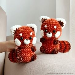 Jean the red panda Crochet Red Panda, Red Panda Crochet, Red Panda Plush, Panda Plush, Crochet Panda, French English, Red Panda, Crochet Art, Chunky Yarn