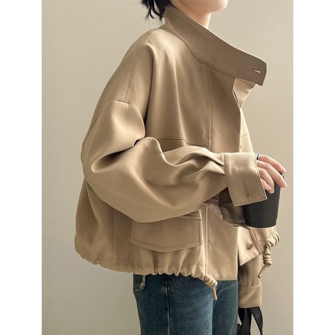 F00246194-204 Drawstring Coat, Short Trench Coat, Stand Collar Jackets, Solid Clothes, Jacket Buttons, Belleza Natural, Contemporary Fashion, Color Khaki, Stylus