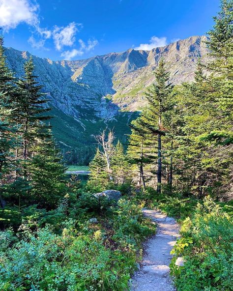 Chimney Pond Maine, Baxter State Park Maine, Maine Hikes, Hike Aesthetic, Hiking Inspiration, Running Aesthetic, Baxter State Park, Nature Aesthetics, Maine State