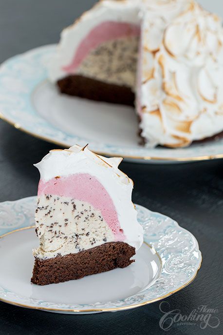 Baked Alaskan, Alaska Cake, Bombe Alaska, Baked Alaska Recipe, Iced Cream, Best Summer Desserts, Baked Alaska, Summer Recipe, Elegant Desserts