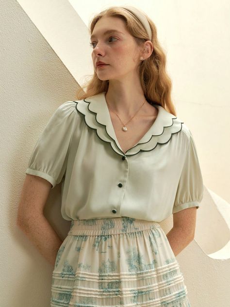 Simple Retro Peter Pan Collar Contrast Binding BlouseI discovered amazing products on SHEIN.com, come check them out! Cottage Outfit, Blouse Simple, Peter Pan Collar Top, Child Dress, Ladies Tops Blouses, Cottagecore Outfits, Simple Retro, Cotton Linen Dresses, Fashion Sketch