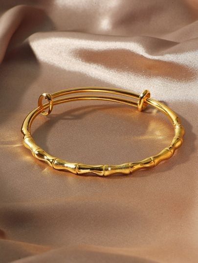 Gold Wrist Jewelry, Trendy Gold Bangle Bracelet, Baby Girl Bangles Gold Indian, Baby Bangles Indian Gold, Kada Designs Gold, Baby Gold Bangles, Kada Bracelet Gold For Women, Bangle Designs Gold, Gold Kada Design For Women