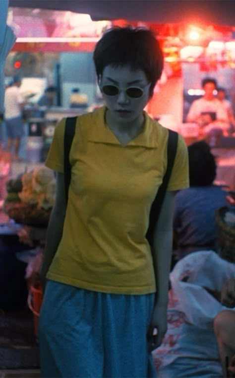 Faye Chungking Express, Wong Kar Wai Aesthetic Outfit, Faye Wong Chungking Express, Won Kar Wai, Wong Kar Wai Aesthetic, Hongkong Outfit, 90s Film, Tony Leung, Brigitte Lin