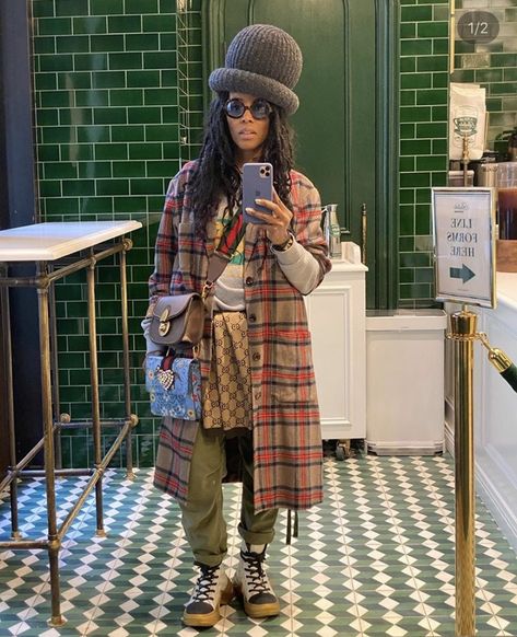 Tomboy Chic Outfits Street Style, Eclectic Fall Fashion, Winter Boho Style Black Women, Bright Alt Outfits, Beanie Looks Street Styles, June Ambrose Style Outfits, Afro Punk Fashion Street Style, Funky Fall Streetwear Outerwear, June Ambrose Style