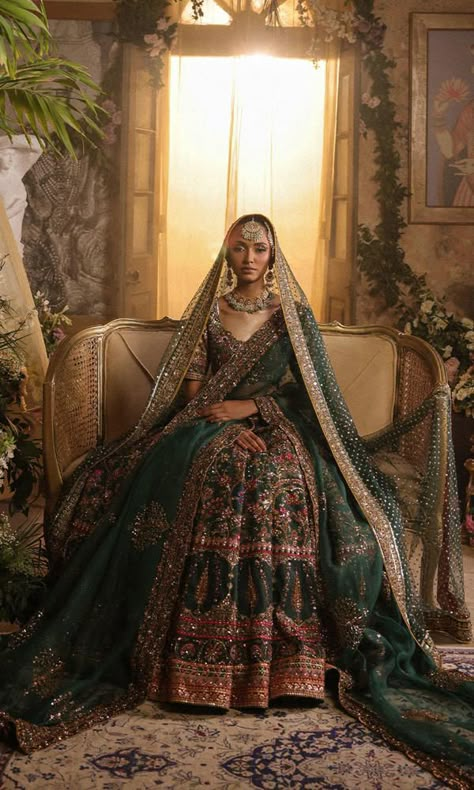 Indian Wedding Outfit Bride, Green Bridal Lehenga, Asian Fits, Indian Bridal Wear Red, Punjabi Wedding Dress, Nomi Ansari, Bridal Mehndi Dresses, Desi Clothing, Indian Bridesmaid Dresses