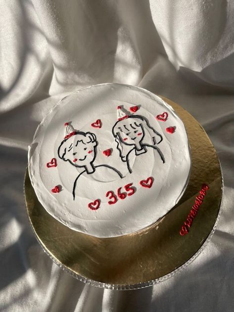 Bf Bday Cake Ideas, Cute Bday Cakes For Boyfriend, Couple Cake Ideas, Cake Anniversary Ideas, Birthday Cake For Boyfriend Creative, Couples Baking Together, Couple Anniversary Ideas, Boyfriend Gift Ideas For Birthday, Cute Anniversary Cake