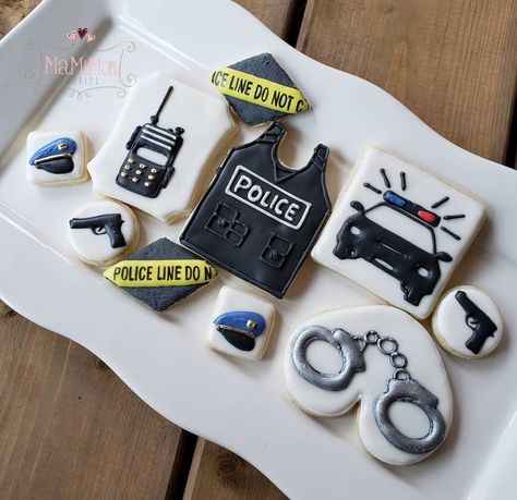 Cop Cookies Decorated, Police Themed Cookies, Police Cookies, Police Cookies Decorated, Firefighter Cookie, Police Academy Graduation Party, Police Graduation, Police Radio, Police Birthday Party