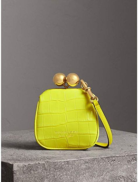 Burberry Mini Alligator Metal Frame Clutch Bag - Neon Yellow Burberry Bag: A metal frame clutch bag, a style defined by an oversized kiss-lock clasp. Richly textured alligator leather is dyed in a vibrant neon tone. Made in Italy, the compact design is finished with a detachable shoulder strap. Burberry Menswear, Burberry Fashion, Best Leather Wallet, Lv Bags, Handbag Heaven, Frame Bag, Stylish Shoulder Bag, Hermes Handbags, Burberry Handbags