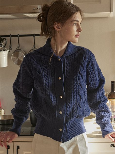 Sailor Goldish Cardigan _Blue Luxury Photography, Pakaian Feminin, Korean Casual Outfits, Classy Fashion, Cardigan Outfits, Mein Style, Mode Inspo, 가을 패션, Mode Streetwear