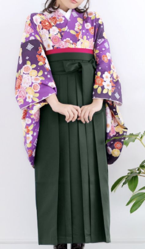 Japanese Kimono Skirt, Luxury Traditional Women's Kimono, Womens Kimono Traditional, Fancy Kimono Traditional, Fantasy Kimono Design, Traditional Japanese Yukata Women, Japanese Summer Festival Kimonos, Loose Kimono, Japanese Traditional Clothing