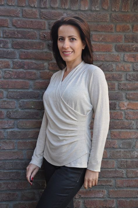 Itch to Stitch Brasov Wrap Top Wrap Top Sewing Pattern, Tops Sewing Patterns, Wrap Top Pattern, Drape Blouse, Classy Feminine, Tops Sewing, Garment Construction, Fiber Crafts, Faux Wrap Top