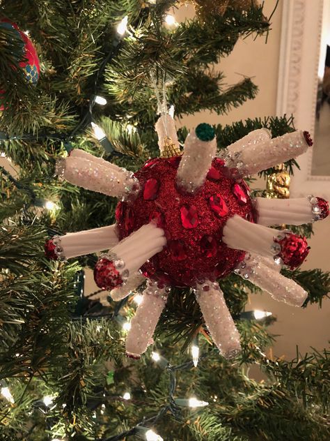 Diy Ugly Ornament Ideas, Ugly Ornament Exchange, Ugly Ornaments, Ob Tampons, Ugly Christmas Ornaments, Best White Elephant Gifts, Time Of The Month, Elephant Ornament, White Elephant Gift