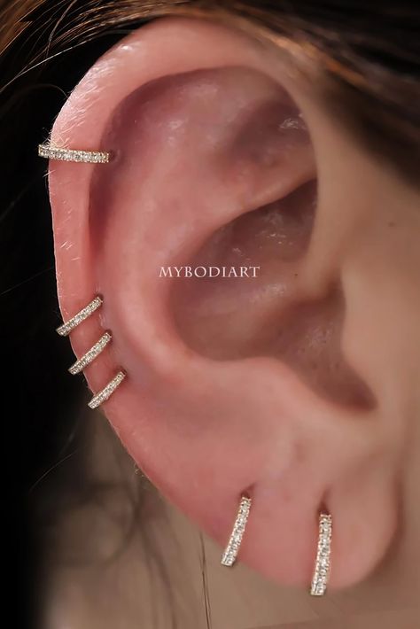 Multiple Hoop Cartilage Helix Ear Piercing Jewelry Ideas for Females Curate Pierced Ears 2020 - www.MyBodiArt.com Constellation Piercings, Ear Piercing Ideas, Ear Piercing Jewelry, Multiple Ear Piercing, Ear Piercings Helix, Cool Ear Piercings, Pretty Ear Piercings, Multiple Ear Piercings, Cute Ear Piercings