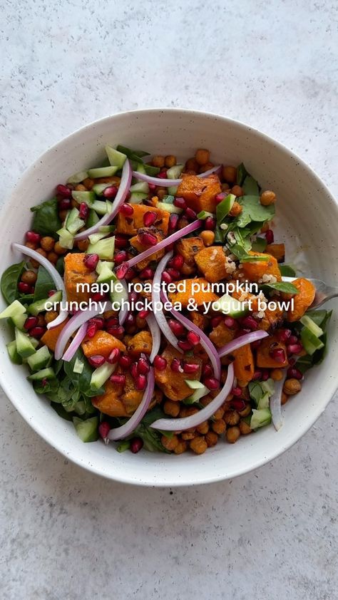 Tess Begg | Maple roasted pumpkin nourish bowl👇🏼😍 Here we have crunchy chickpeas, roasted pumpkin in a maple and chilli glaze, quinoa, cucumber,... | Instagram Nourish Bowl Recipes, Tess Begg, Chickpeas Roasted, Pumpkin Bowl, Nourish Bowl, Quinoa Spinach, Crunchy Chickpeas, Cooked Quinoa, Pumpkin Bowls