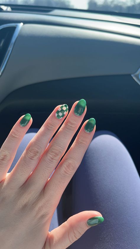 st pattys day nails Minimal St Patricks Day Nails, St Paddy’s Day Nails, Subtle St Patricks Day Nails, Simple St Patricks Day Nails, St Patricks Day Nails Simple, St Pattys Day Nails, Luminary Nails, St Patricks Day Nails, Basic Nails