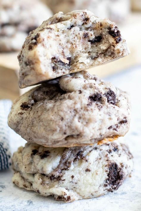 COOKIES AND CREAM COOKIES Stuffed Cookie Recipes Middle, Oreo Cookies And Cream Cookies, Cookies And Cream Cookies, Clothes Study, Giant Cookies, Drop Cookie Recipes, Oatmeal Cranberry Cookies, Stuffed Cookies, Peppermint Brownies