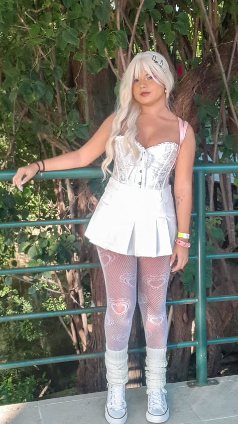 look egirl com corset branco