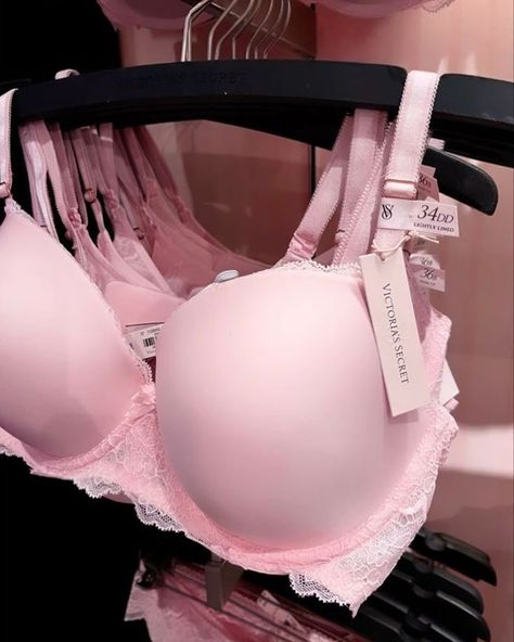 Girls Y2k, Pretty Pink Princess, Victoria Secret Outfits, Victoria Secret Pink Bras, Vs Bras, Cute Bras, Lace Heart, Pink Girly Things, Princess Girl