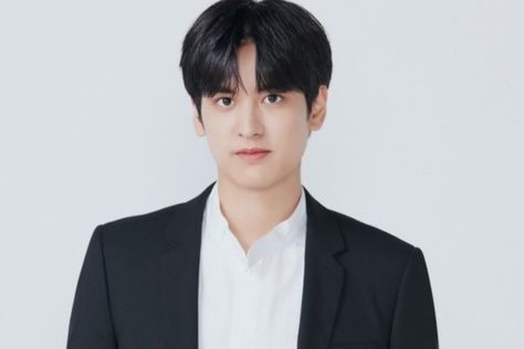 Ikon Chanwoo, Chanwoo Ikon, Id Photo, Kpop Boys, Kpop Boy, Grammar, Human, Quick Saves