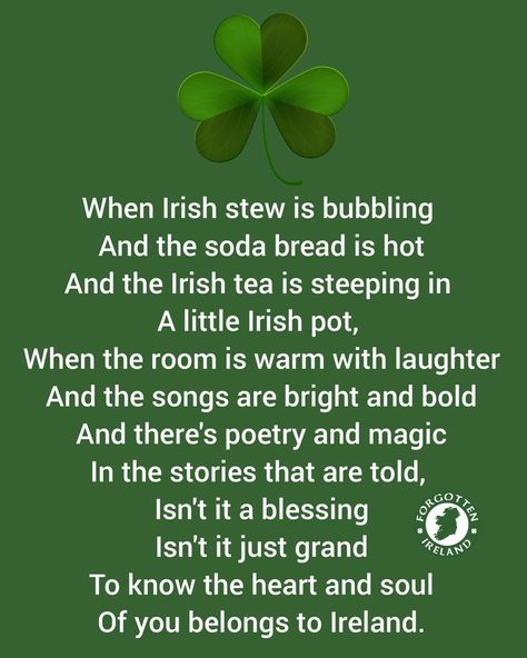 Gaelic Phrases, Irish Blessing Quotes, Spiritual Readings, Old Irish Blessing, Irish Phrases, Irish Toasts, Irish Sayings, Irish Tea, Irish Words