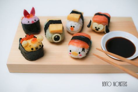 Looking for customizable #Sushi plush? Check out Mel's Sushi Shack! There's a sushi for everyone! www.melssushishack.com #kawaiilife #sushifans #sushilovers #giftsforfoodies #foodwithfaces Bento Monsters, Bento Sushi, Sushi Ideas, Kotak Bento, Dessert Sushi, Japanese Food Art, Kawaii Bento, Cute Bento, Sushi Art