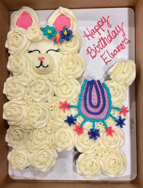 Llama Cupcake Cake, Shaped Cupcakes, Lamb Cupcakes, Cakes Inspiration, Llama Birthday, Cupcake Cake, Easter Dessert, Cake Inspiration, Birthday Cakes