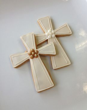 Easter Cross Cookies, Communion Cookies, Christening Cookies, Cross Cookies, Baptism Cookies, Sugar Cookie Royal Icing, Communion Cakes, Spring Cookies, Sugar Cookie Designs