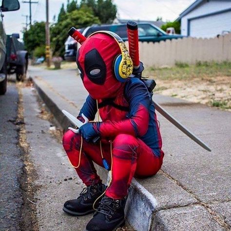 👏 Deadpool Cute Version! DoubleTap & Tag a Friend Below⤵* * * * * 🙏 Plz Follow me - @marvelfanboyz To be Featured ❤❤❤v . Tag your love 😘 * Thank you ! ♥♥♥♥♥♥ Tag #marvel #marvelcomics #marveluniverse #mcu #marvelstudios #marvelmeme #marvelfanart #deadpool #wadewilson #deadpool2 #marvelcosplay #marvelshots Deadpool Cute, Hero Academia Cosplay, Deadpool Cosplay, Tag Your Love, My Hero Academia Cosplay, Sun And Moon Drawings, Wade Wilson, Marvel Fan Art, Marvel Cosplay