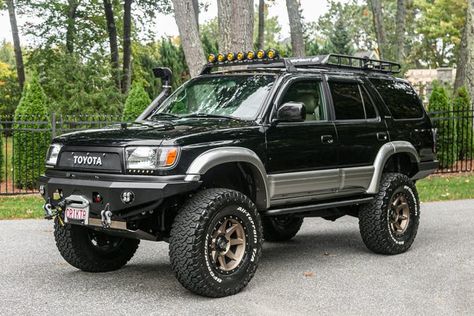 2002 Toyota 4Runner Limited 4×4 VIN: JT3HN87R029063464 - CLASSIC.COM Toyota Runner, 2002 4runner, 3rd Gen 4runner, Toyota 4runner Limited, Road Pics, Nissan 4x4, 2000 Toyota 4runner, 4runner Limited, Toyota 4runner Trd