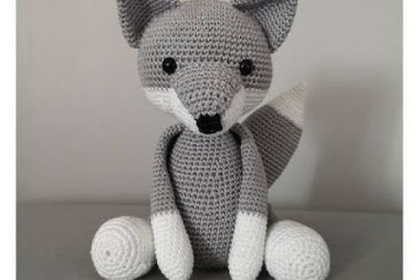 Husky Amigurumi Free Pattern, Wolf Crochet Pattern Free, Kids Wolf Crochet Blanket Pattern, Amigurumi Wolf Pattern, Big Bad Wolf Crochet Pattern, Wolf Stuffed Animal, Crochet Wolf, Arm Crocheting, Knitted Toys Free Patterns