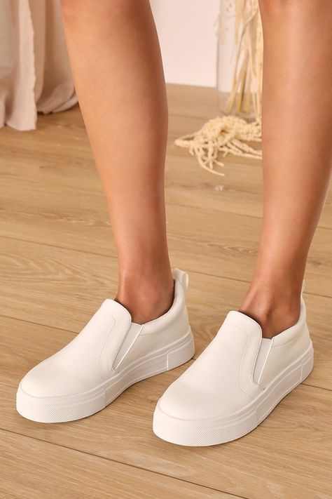 Teacher Shoes, Spain Outfit, White Slip On Sneakers, Platform Slip On Sneakers, White Loafers, Flatform Sneakers, Sneakers Fashion Outfits, Professional Shoes, Lulu Fashion