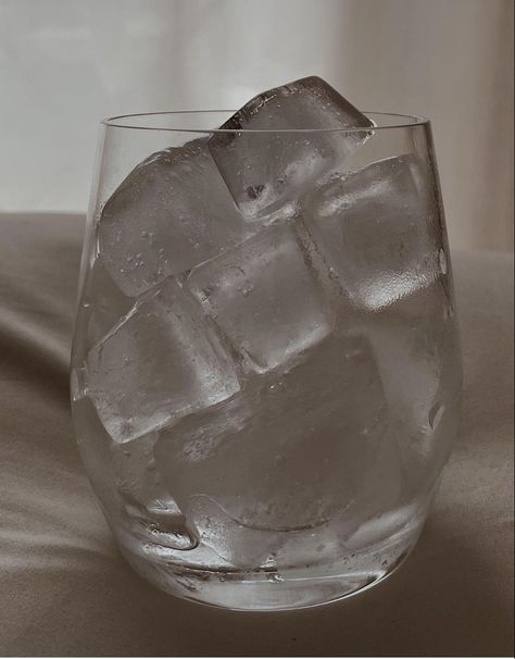 Icy Water Aesthetic, Drinking Water Asthetics Photos, Ice Cold Water Aesthetic, Iced Water Aesthetic, Drink More Water Aesthetic, Ice Eater, Drink Lots Of Water, Ice Aesthetic, Quirky Kitchen Decor