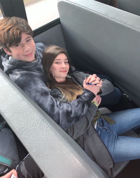 School Bus Cuddling, Couples On The Bus, Bus Cuddling, Cute Couple Pics On Bus, Girlfriend Sitting Boyfriends Lap In Car, Cute Couple Pics Middle School, Couple On Bus, Cute Couple Pics School, Bus Couple