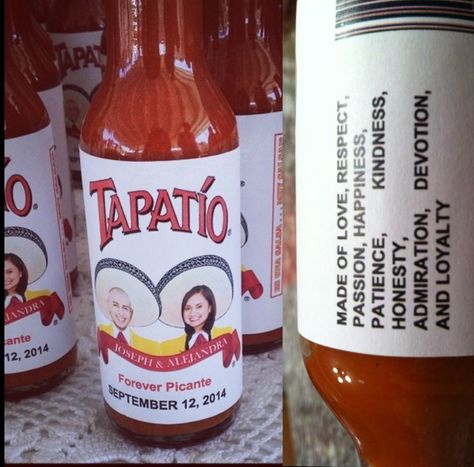 Tapatio Wedding Favors #mexicantheme #mexicanwedding #personalizedweddingfavors #hotsauceweddingfavors #tapatiohotsauce Cantaritos Wedding Favors, Diy Small Wedding, Mexican Wedding Souvenirs, Guatemalan Wedding Favors, Mexican Wedding Party, Tapatio Wedding Favors, Wedding Favor Hot Sauce, Bees Wedding, Summer Bridal Shower Favors