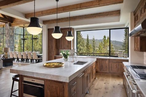 Mountain Kitchen Ideas, Mountain Home Kitchen, Mountain House Kitchen, Contemporary Mountain Home, Rustic Mountain Homes, Mountain Home Interiors, Mountain Kitchen, Modern Mountain House, Modern Mountain Home