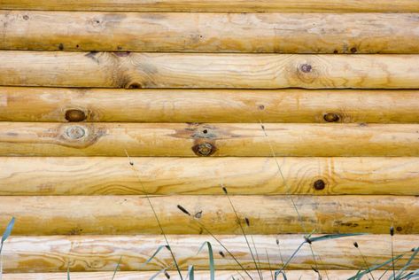 Log Siding: A Buyer’s Guide to Cabin Log Siding Options, Cost & Manufacturers It doesn’t get more traditional than log siding (otherwise know as cabin log siding)! And while this ho… Siding Interior Walls, Log Cabin Siding, Exterior Siding Options, Simple Cabin, Log Cabin Rentals, Log Cabin Plans, Colorado Cabins, Siding Options, Summer Cabin