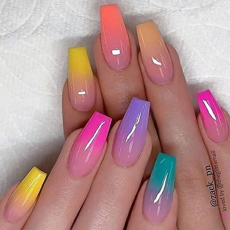 Unghie Sfumate, Ombre Acrylic Nails, Colorful Nails, Ombre Nail Designs, Colorful Nail Designs, Summer Acrylic Nails, Pretty Nail Art, Rainbow Nails, Nail Designs Glitter