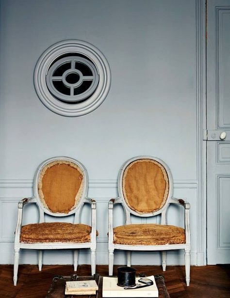 Paris Apartment of Costantino Affuso and Paolo Badesco Blue Paint Swatches, Dusty Blue Paint, Monochrome Room, Living Room Yellow, Blue Gray Paint Colors, Room Yellow, Rhapsody In Blue, Blue Gray Paint, Yellow Living Room