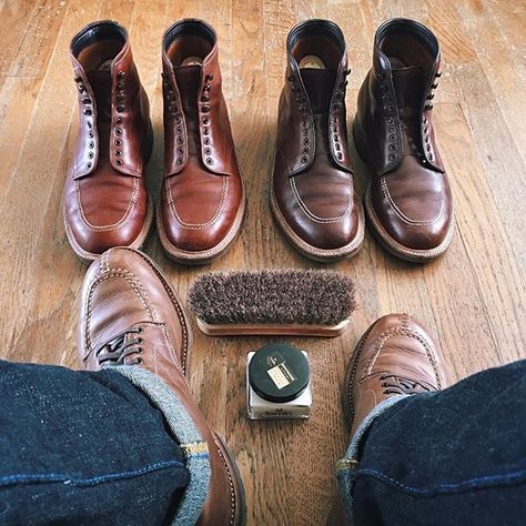 jeffdepano Sep.24.2016 #ShoeshineSunday | Boots: @BrickMortarSeattle Alden Natural CXL NST Boots, 405 & 403 + Jeans: @Tanuki_Inc via @BlueOwlWorkshop 2016/09/26 07:28:07 Indy Boots, Alden Indy, Alden Boots, Alden Shoes, Shoe Shine, Sorel Winter Boot, Mens Style, Casual Clothes, Boot Bag