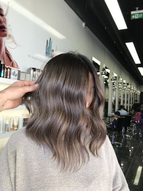 Ash Blonde Highlights On Brown Hair Straight, Ash Brown Mid Length Hair, Neutral Ashy Brown Hair, Ashy Asian Hair, Mushroom Brown Lob, Short Mushroom Brown Hair, Ash Brown Balayage Short Hair, Medium Cool Brown Hair Color, Neutral Brunette Hair Color