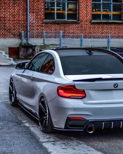 M240i Bmw, Bmw 435i M Sport, Bmw 135i M Sport, Black Bmw Wallpapers, Bmw Couple, Bmw Rr1000, Bmw Nails, Bmw 535i M Sport, Bmw M140i