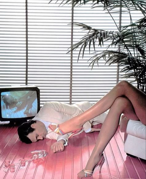 Guy Bourdin, 80s Aesthetic, Model Inspo, Miami Vice, Va Va Voom, Vogue Italia, Up Girl, Just Girly Things, Bologna