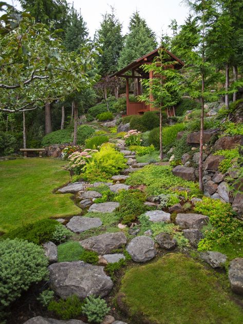 It’s a great garden if you like hiking and views — or you’re a mountain goat | The Seattle Times Garden Ideas To Make, Rock Garden Design, Garden Wallpaper, Luxury Garden, Rock Garden Landscaping, Garden Pictures, Front Yard Garden, Beautiful Backyards, Landscaping With Rocks